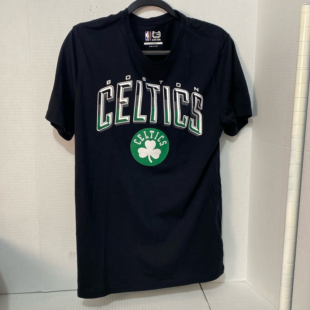Ultra Game: Tee Shirt men size L Black Boston Celtics